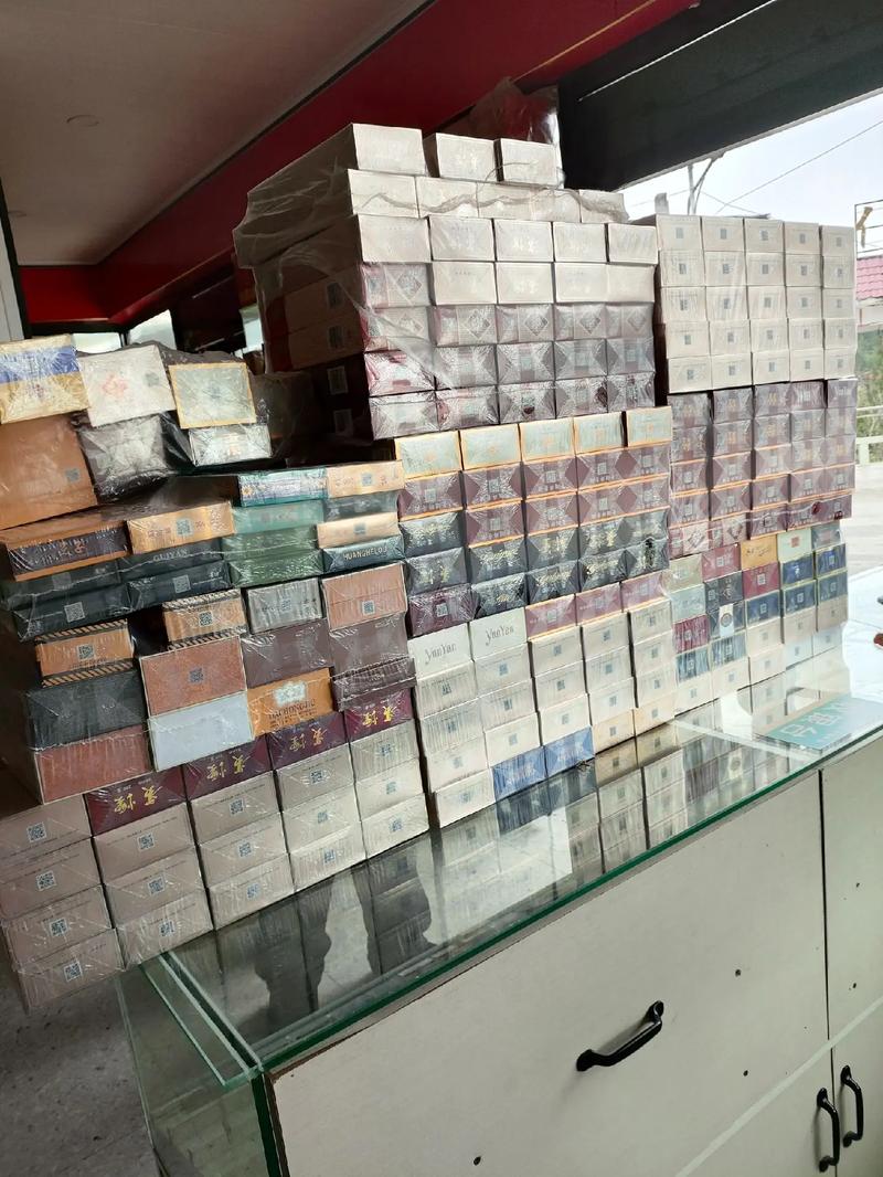 副业批发香烟，盈利潜力大，风险需谨慎考量！